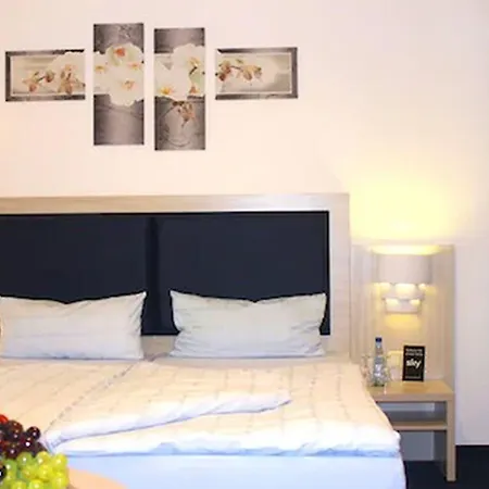 Hotel Altenwerder Hof-3